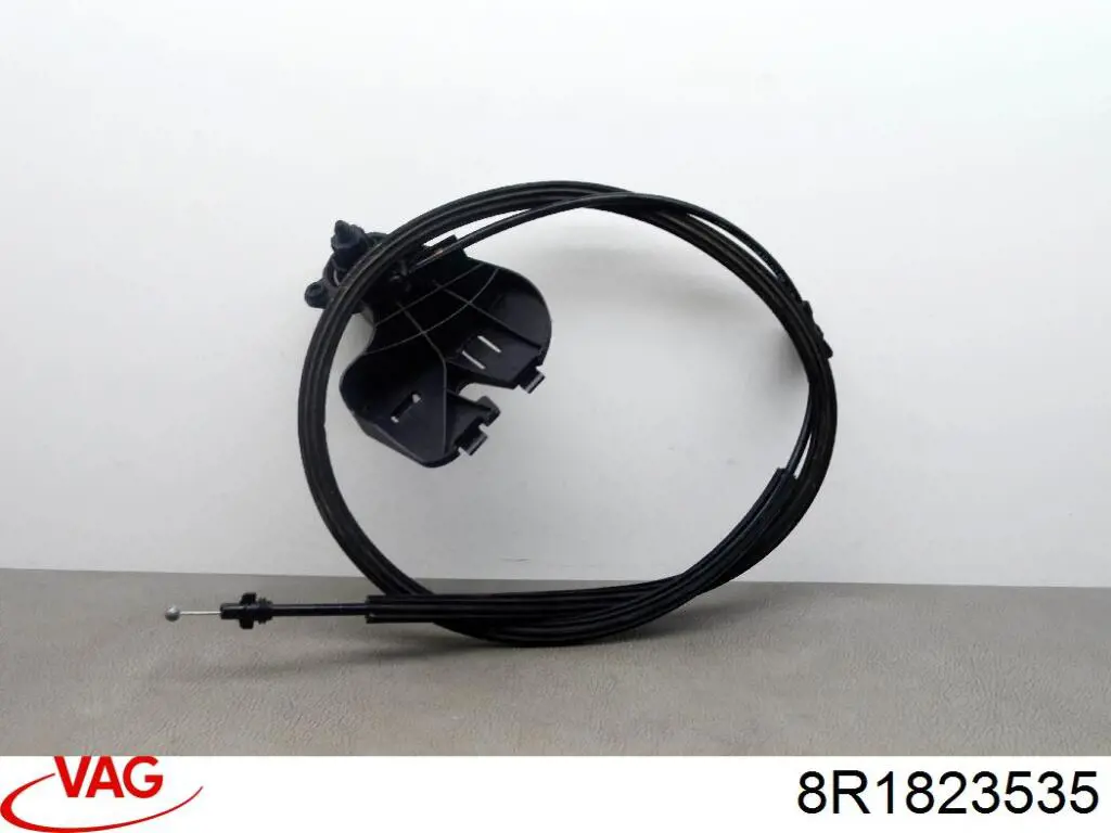 Cable de apertura del capó trasero 8R1823535 VAG