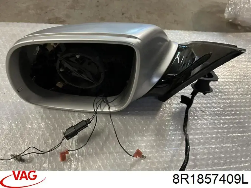 Espejo de retrovisor izquierdo 8R1857409L VAG