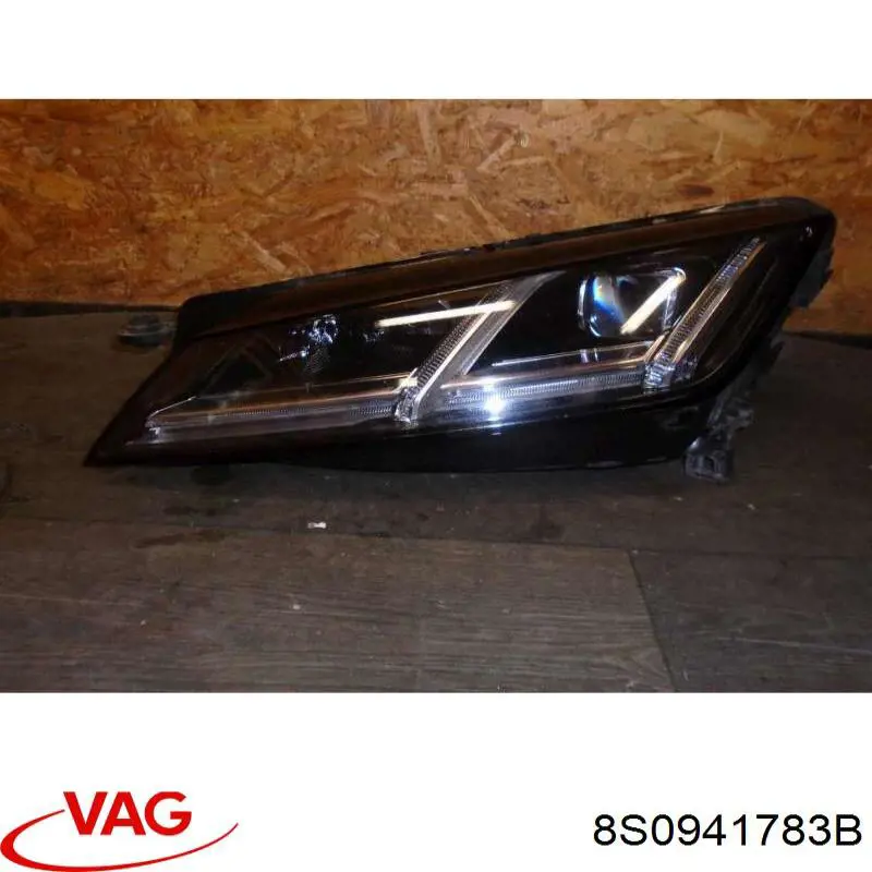 8S0941783 VAG faro izquierdo