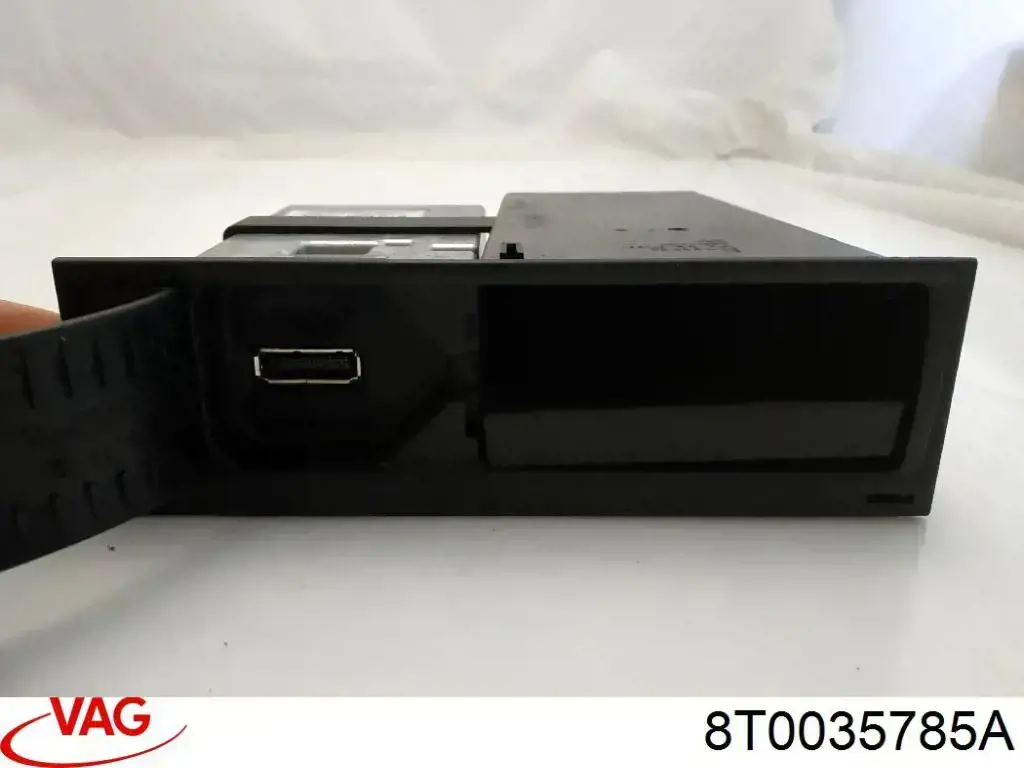 8T0035785A VAG Módulo de interfaz de diagnóstico