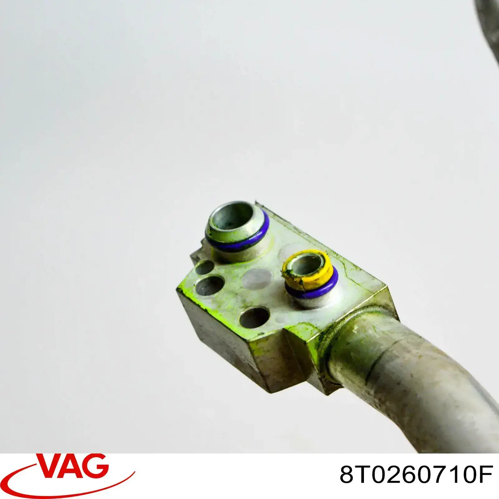 Manguera de aire acondicionado de condensador a evaporador 8T0816741A VAG