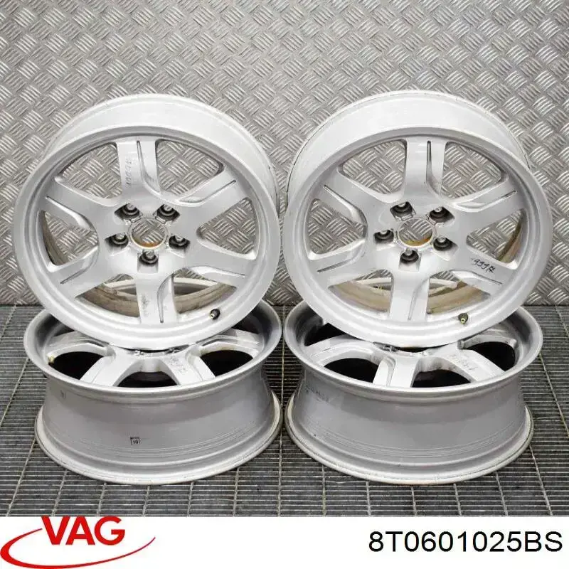 8T0601025BS VAG