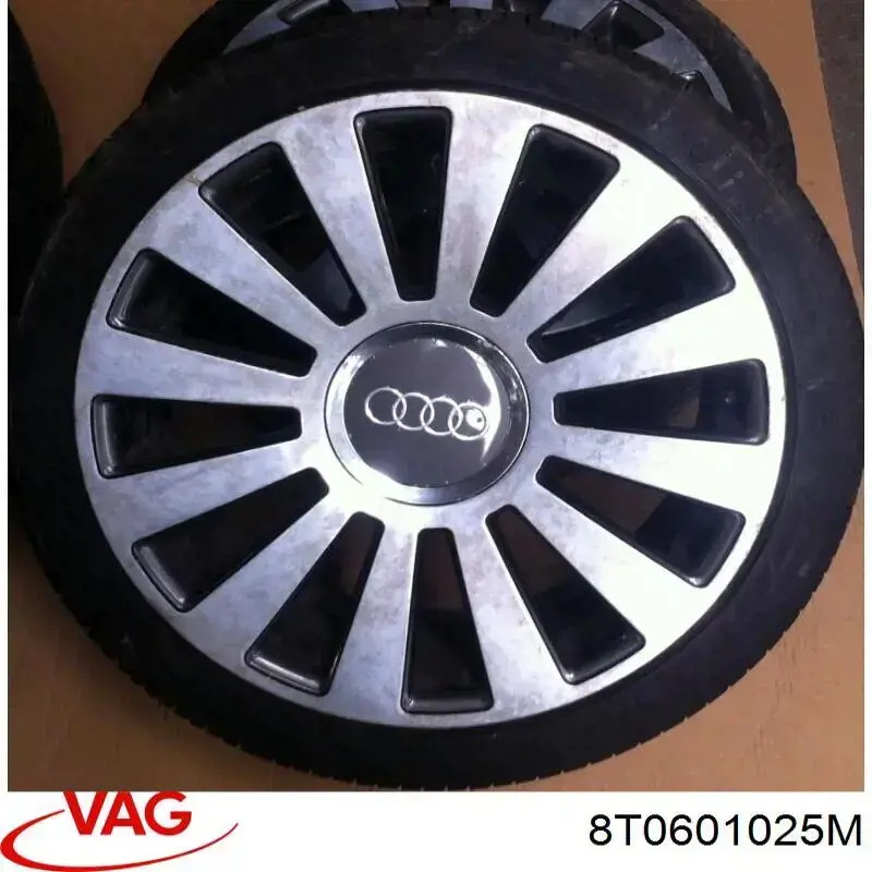 Comprar 8T0601025M VAG Aros de rueda