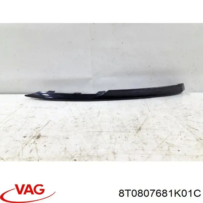 Rejilla izquierda del parachoques delantero VAG 8T0807681K