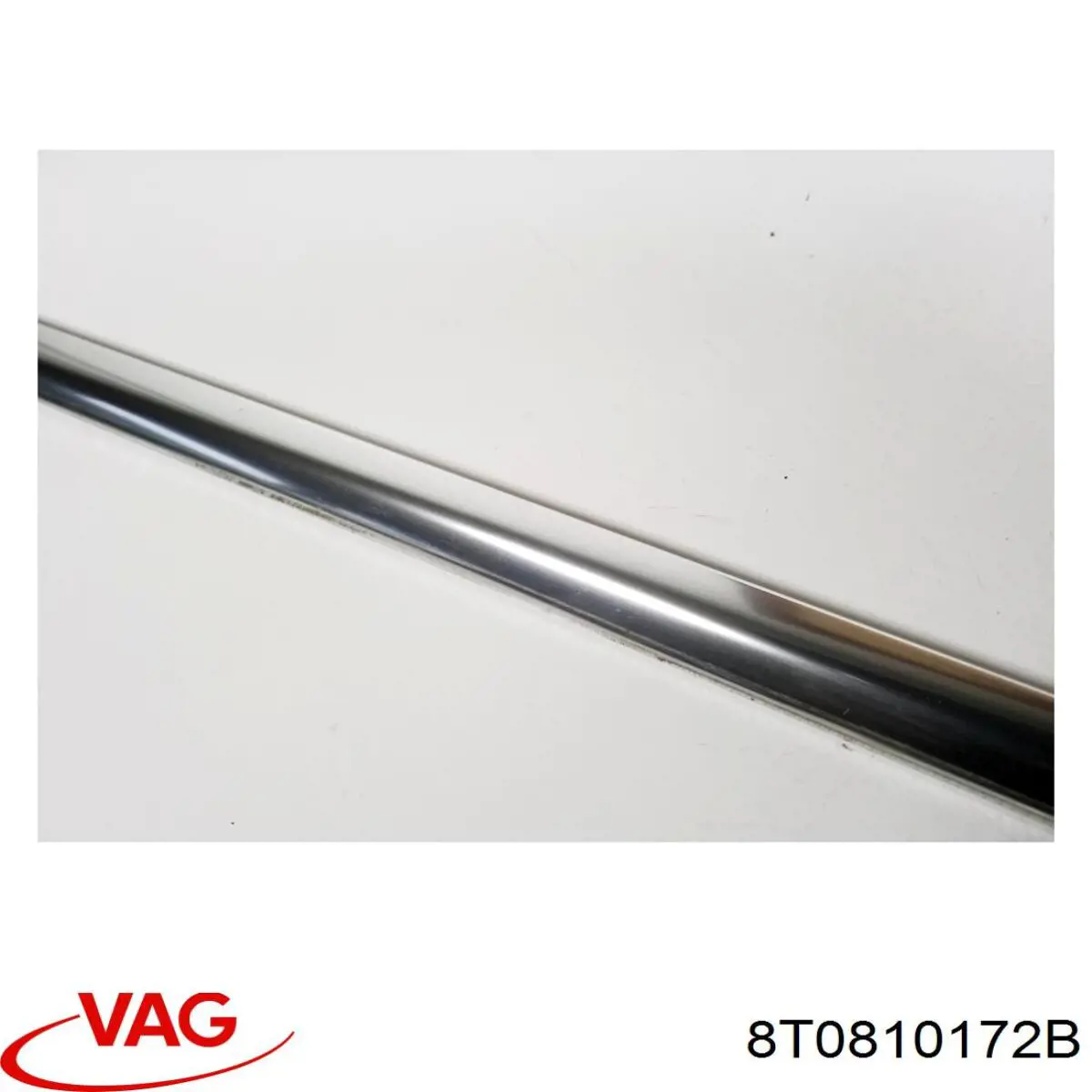 Guardalodo interior derecho, aleta trasera 8T0810172G VAG