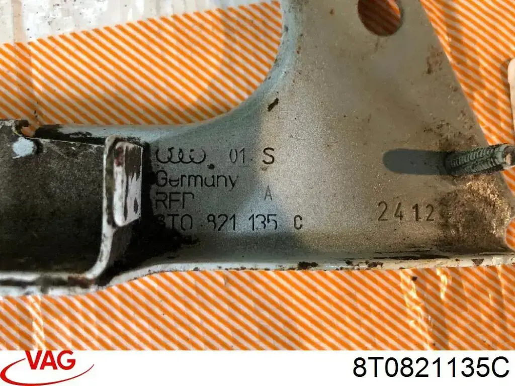 Comprar 8T0821135C VAG Soporte delantero izquierdo para aleta delantera