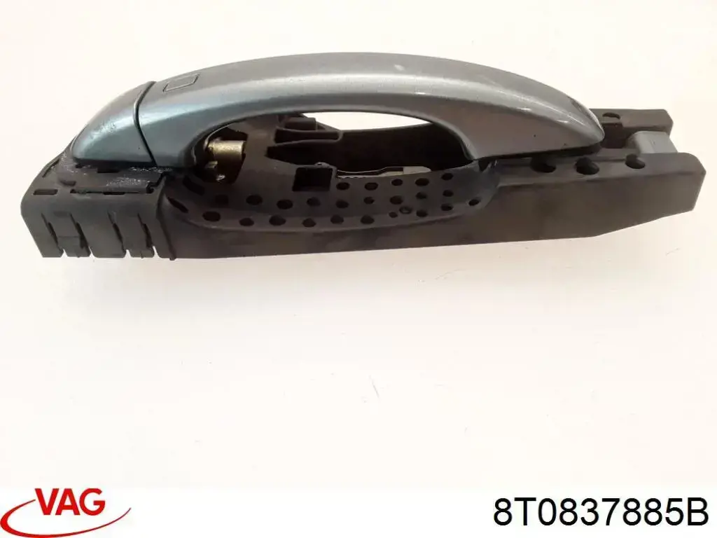 Soporte de manija exterior de puerta trasera izquierda VAG 8T0837885B