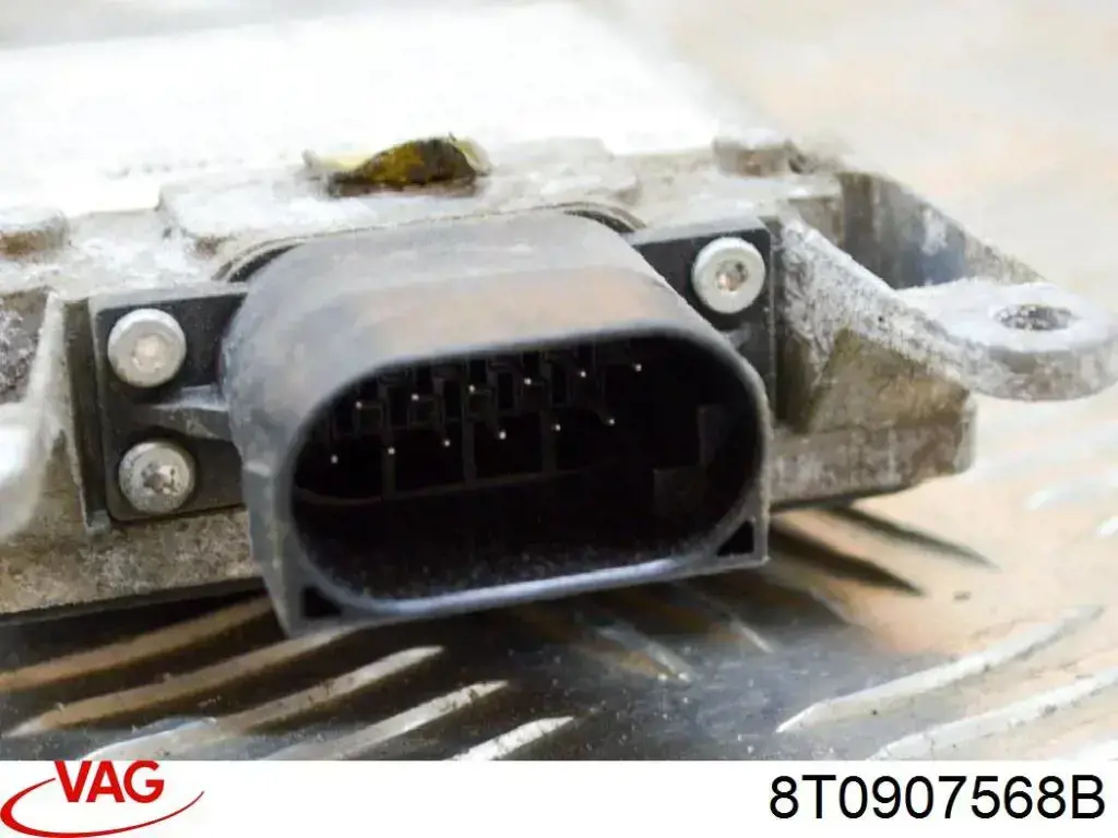 Radar de cambio de carril 8T0907568B VAG