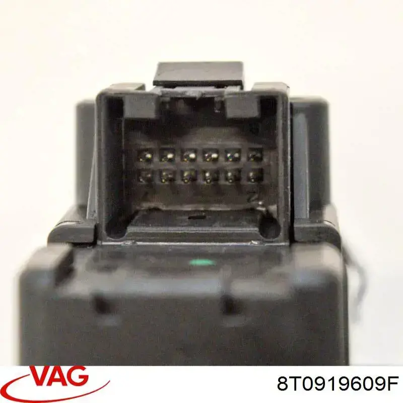 Unidad de control multimedia 8T0919609F VAG