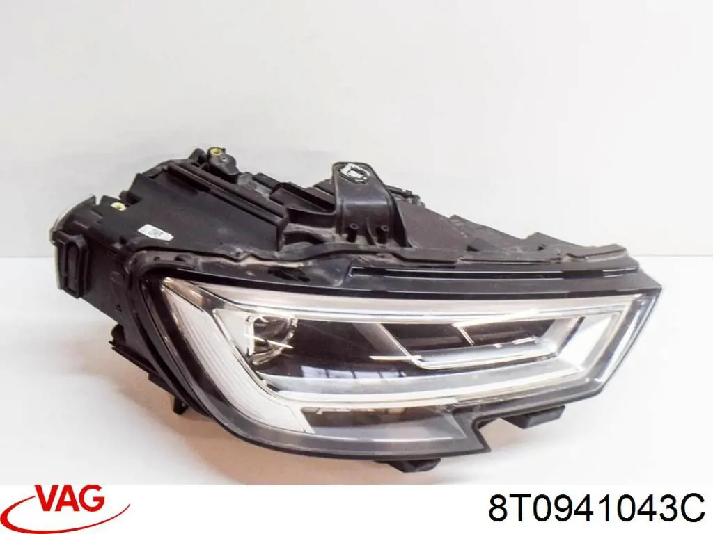 Faro VAG 8T0941043C precio, desde 514,79 EUR