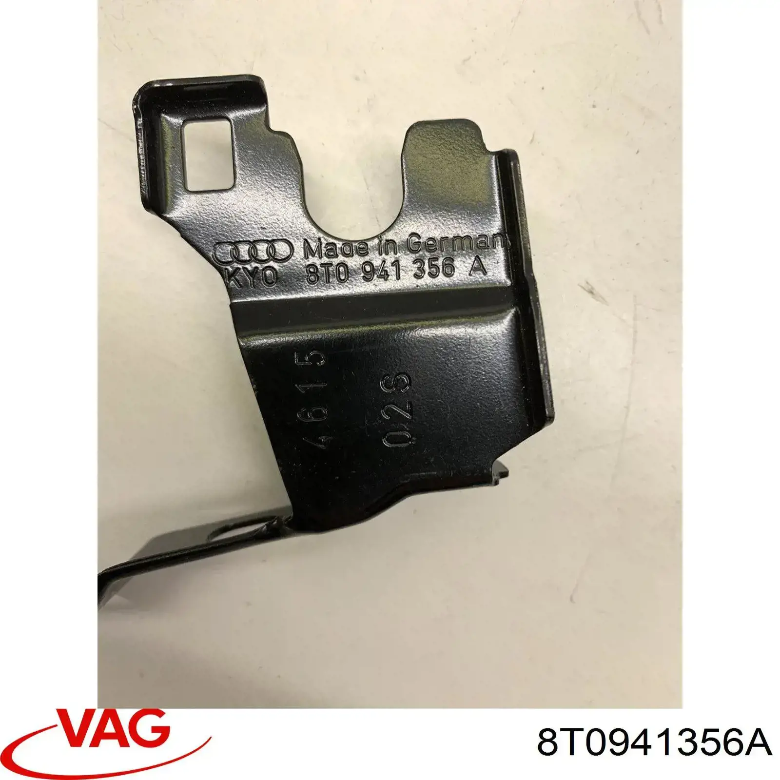 8T0941356A VAG Soporte de fijación del faro delantero derecho