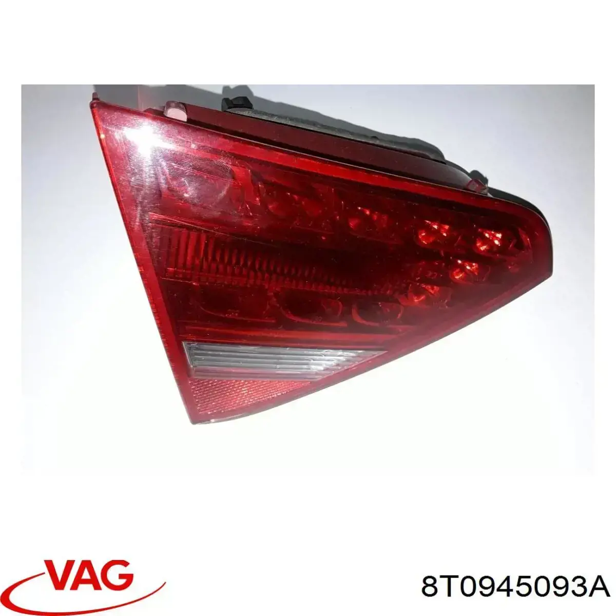 8T0945093A VAG Piloto trasero interior izquierdo