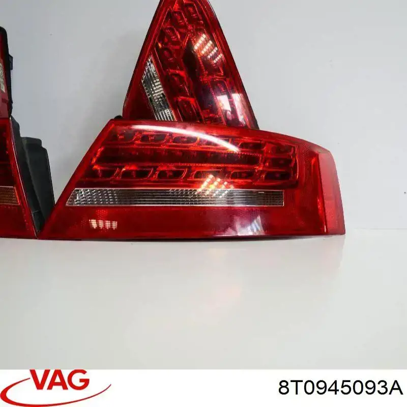 Comprar 8T0945093A VAG Piloto trasero interior izquierdo