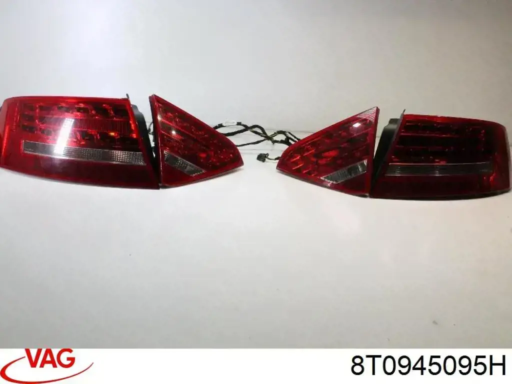 Piloto trasero exterior izquierdo VAG 8T0945095H precio, desde 299,26 EUR