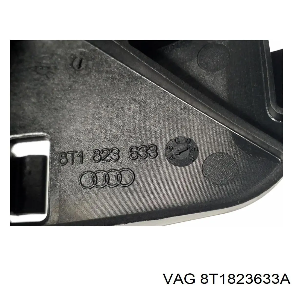 Comprar 8T1823633A VAG Soporte de la manija de apertura del capó
