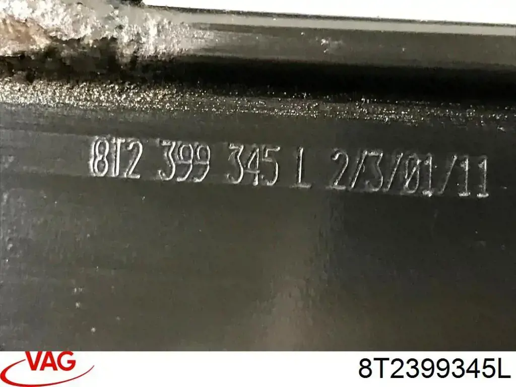 Comprar 8T2399345L VAG Refuerzo del subchasis delantero