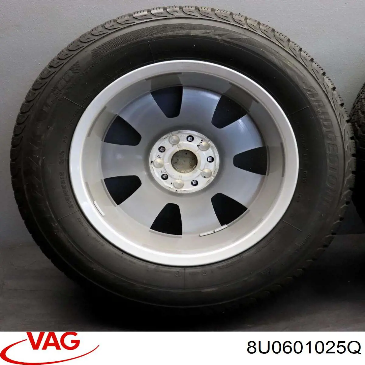 Llantas 8U0601025Q VAG
