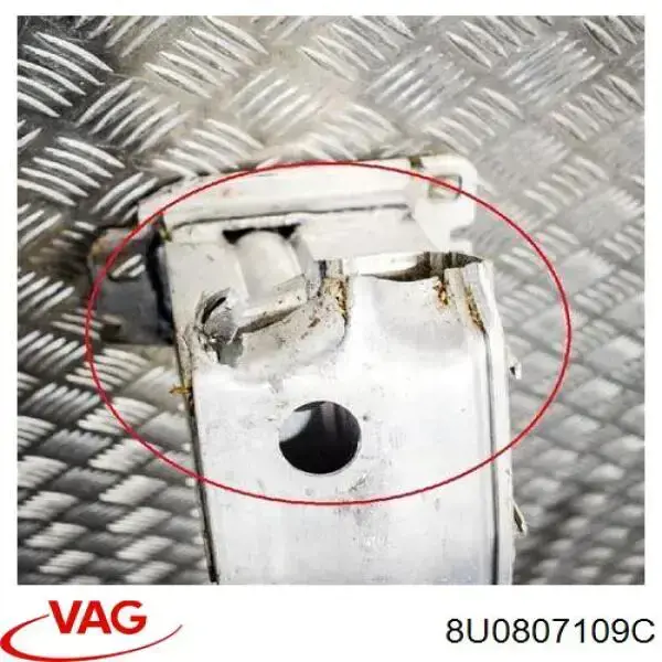 Refuerzo de parachoques delantero VAG 8U0807109C precio, desde 161,14 EUR