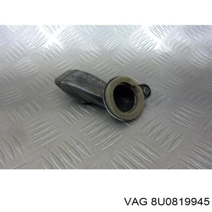  VAG 8U0819945