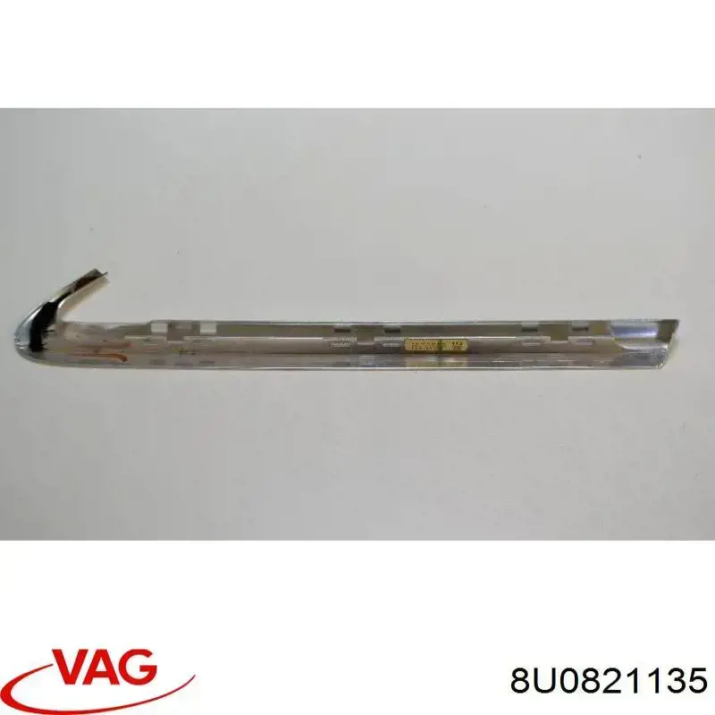 Comprar 8U0821135 VAG Soporte delantero izquierdo para aleta delantera