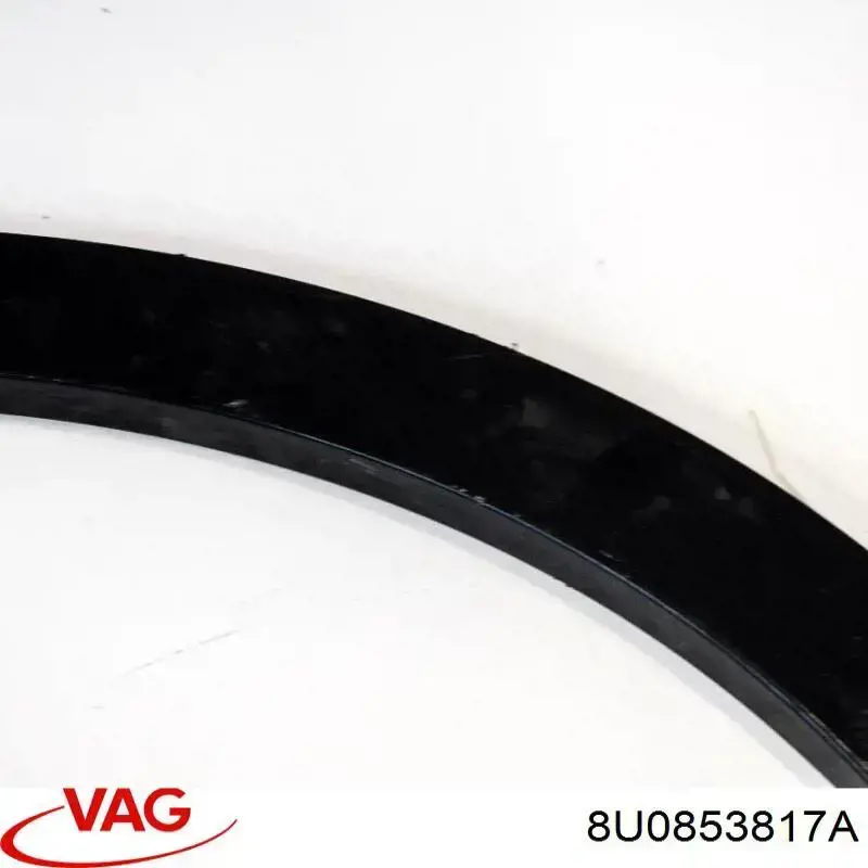 Extensión de la aleta trasera izquierda 8U0853817A VAG