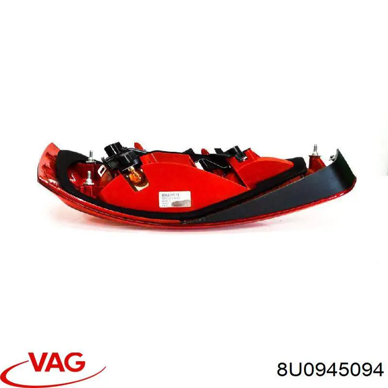 Piloto trasero derecho 8U0945094 VAG