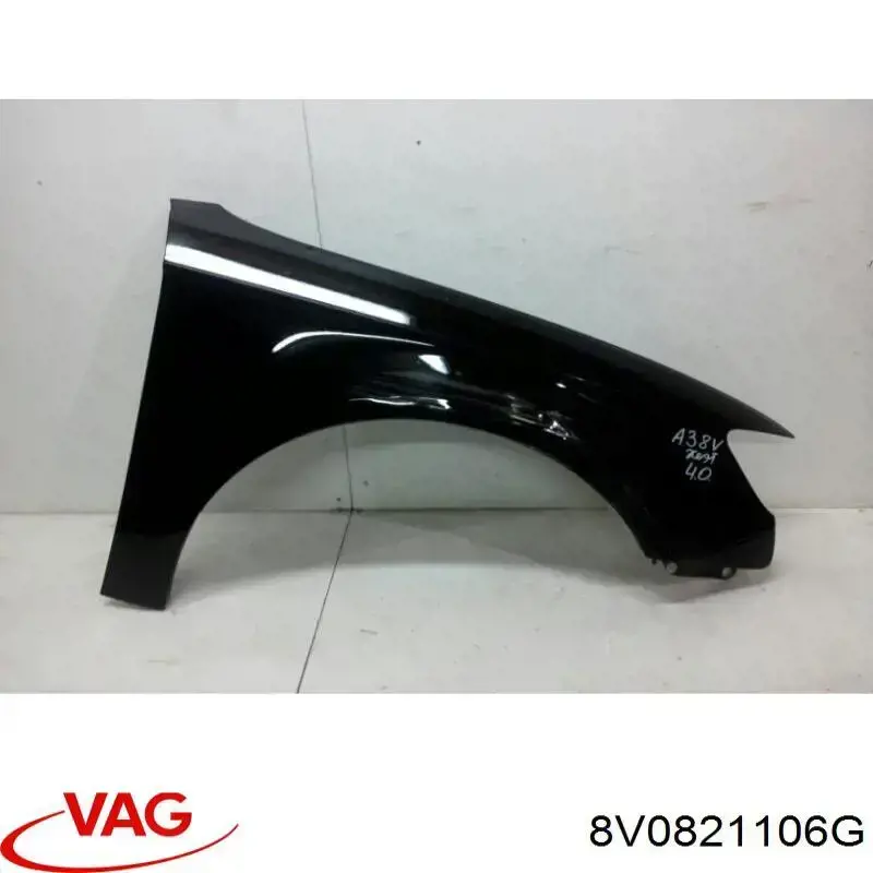8V0821106G VAG Aleta delantera