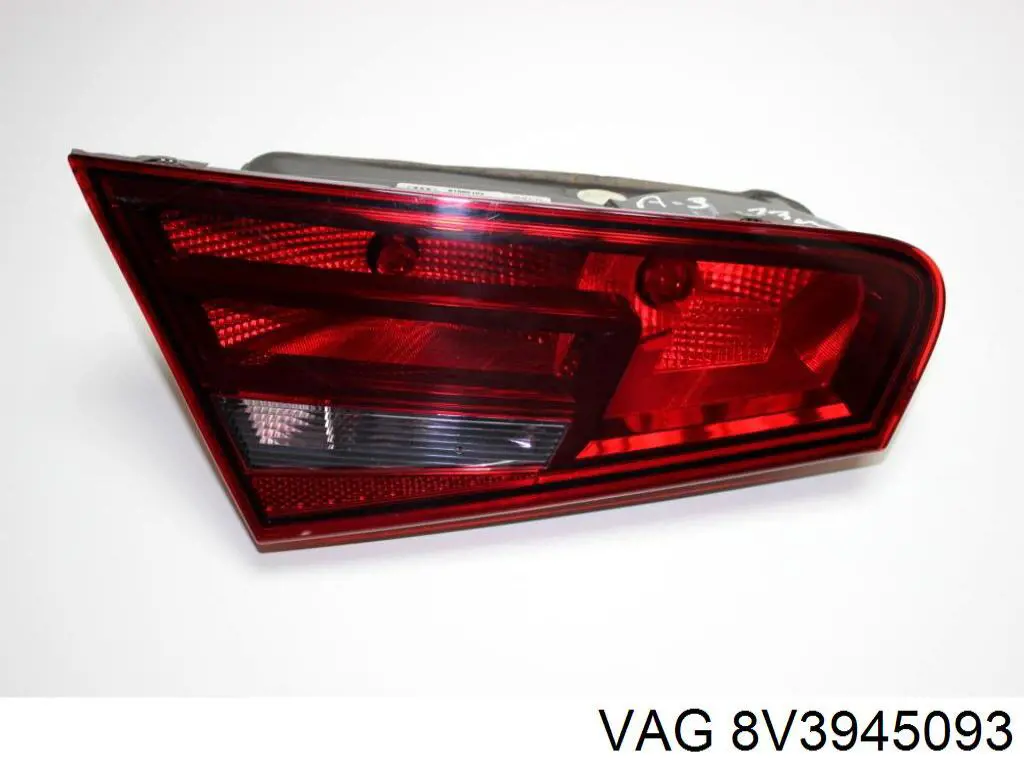 Piloto trasero interior izquierdo VAG 8V3945093 precio, desde 92,17 EUR
