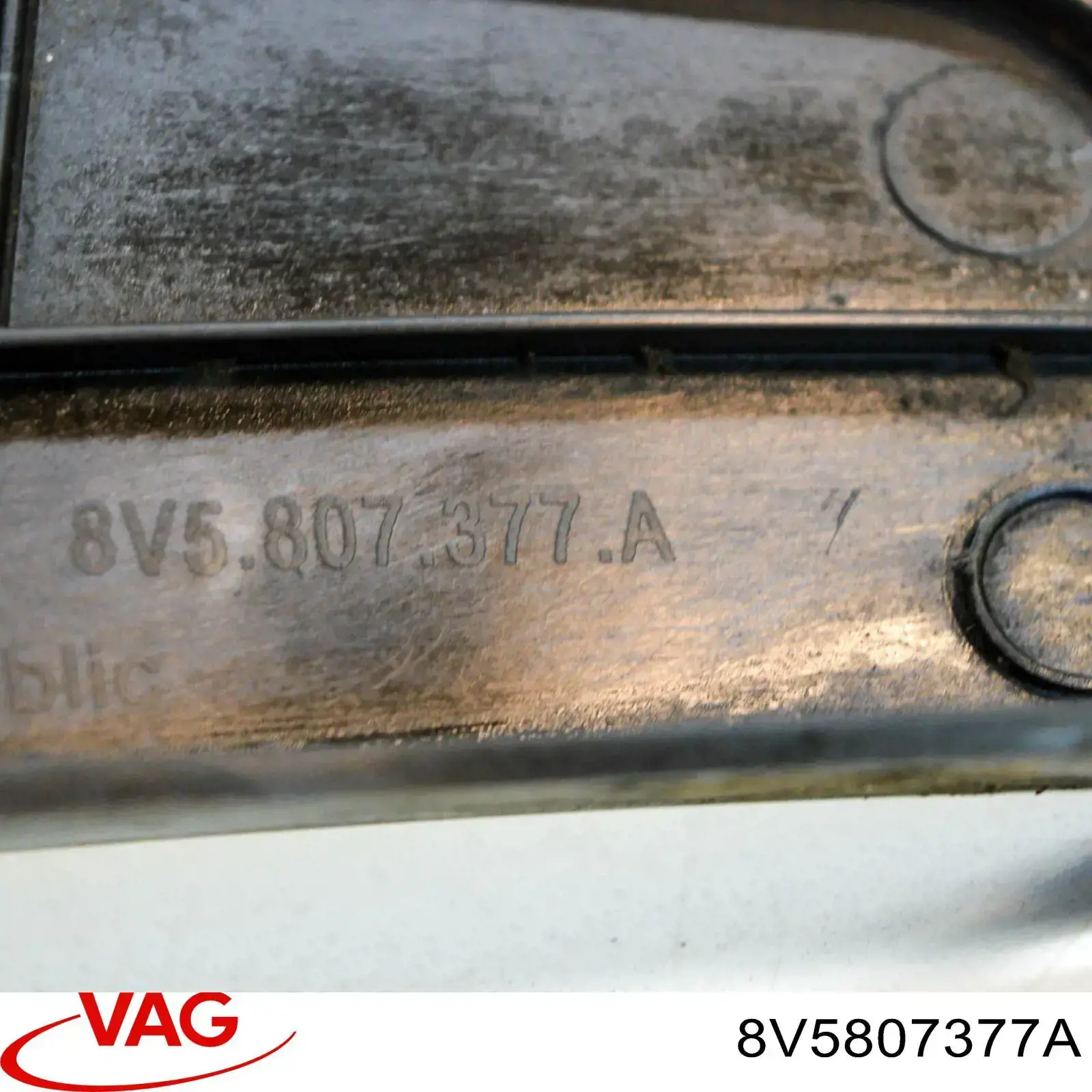 Comprar 8V5807377A VAG Guía izquierda del parachoques trasero
