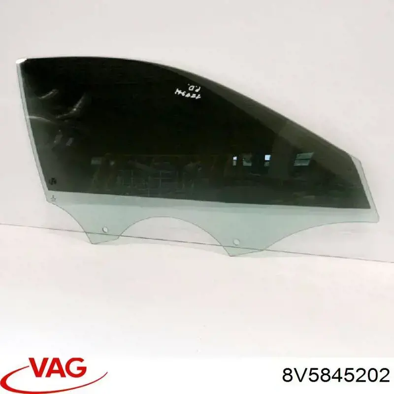 Cristal de puerta delantera derecha 8V5845202 VAG