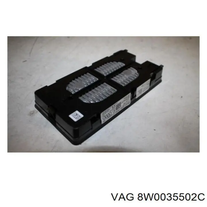 Caja portaobjetos de la consola central (apoyabrazos) VAG 8W0035502C precio, desde 111,80 EUR