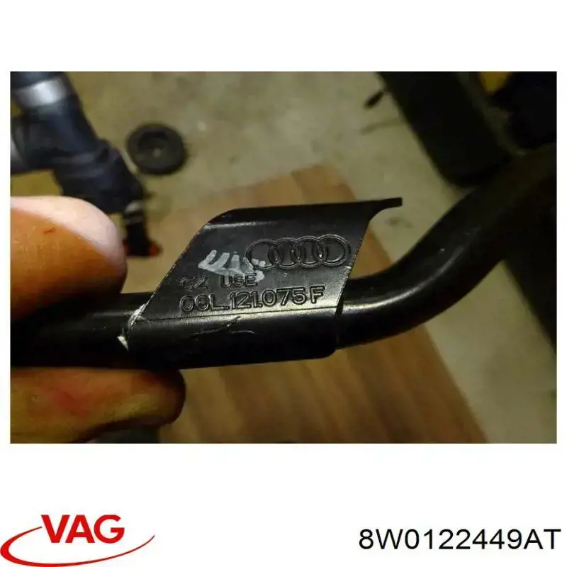 Manguera superior del radiador VAG 8W0122449AT precio, desde 39,75 EUR