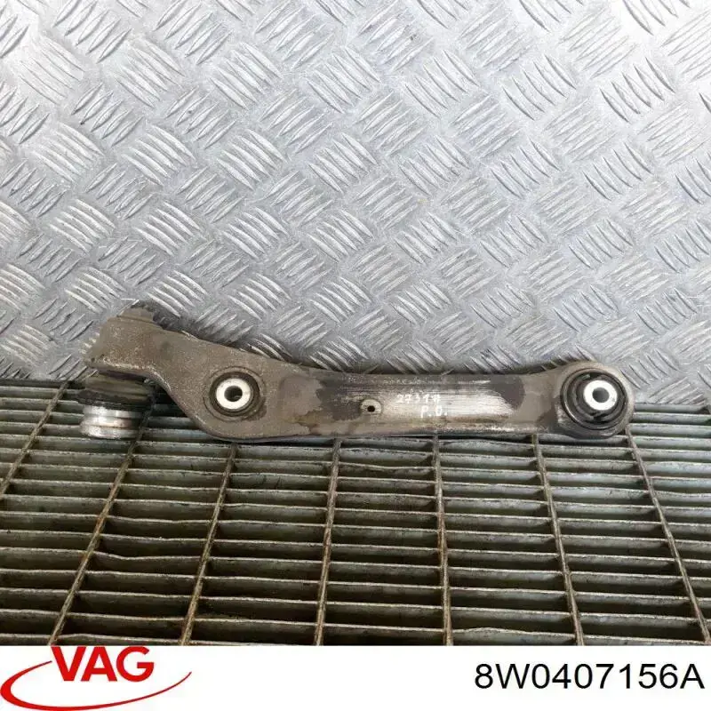 Comprar 8W0407156A VAG Brazo inferior derecho de la suspensión delantera