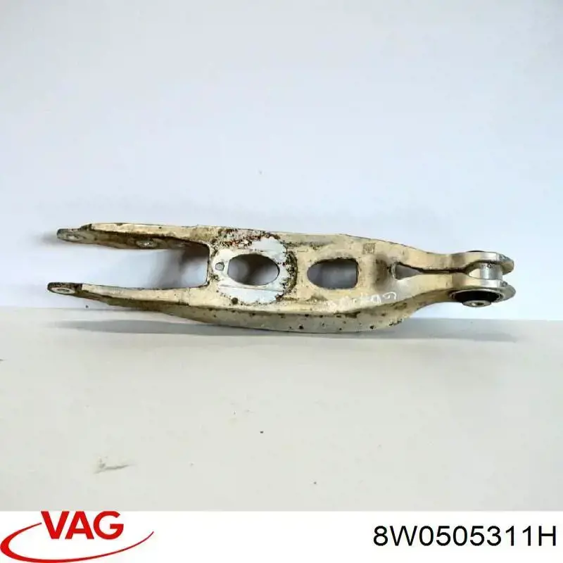 Brazo inferior trasero izquierdo/derecho VAG 8W0505311H precio, desde 43,56 EUR