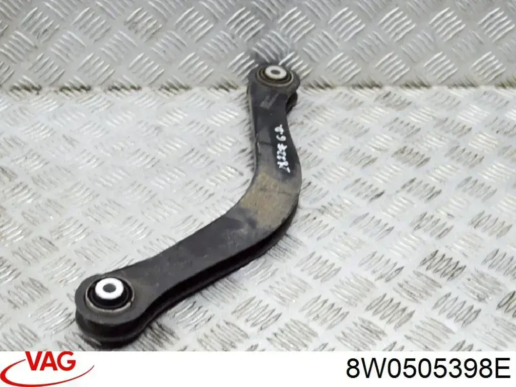 Brazo superior derecho de la suspensión trasera VAG 8W0505398E precio, desde 40,11 EUR
