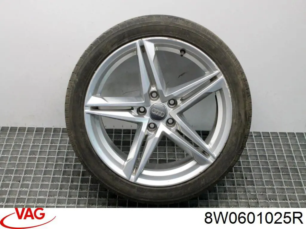 Comprar 8W0601025R VAG Aros de rueda