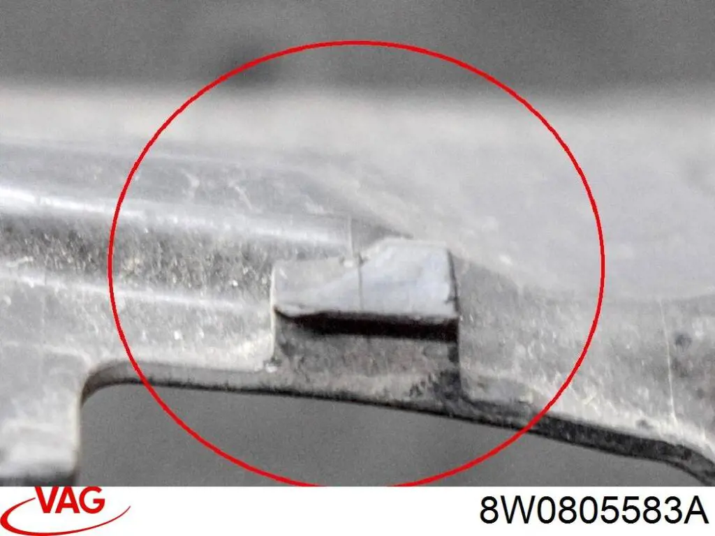 Tapa de guardabarros delantero izquierdo VAG 8W0805583A precio, desde 15,25 EUR