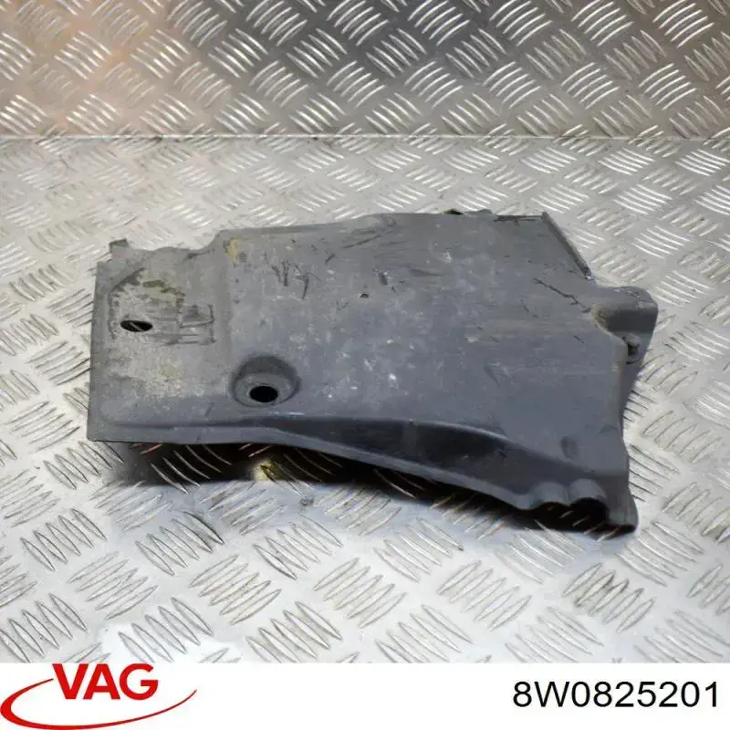 Protector de bajos delantero izquierdo VAG 8W0825201 precio, desde 26,28 EUR