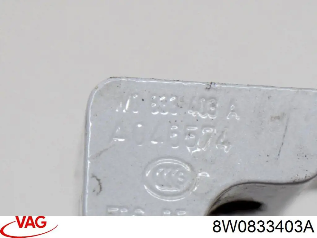  VAG 8W0833403A