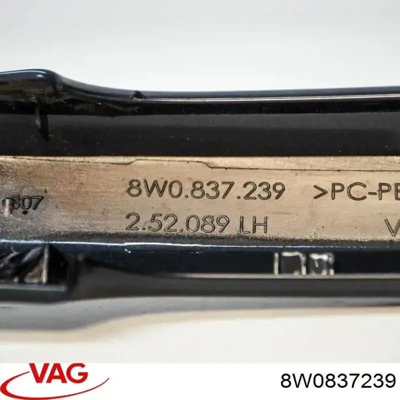 Embellecedor de la manija de puerta 8W0837239 VAG