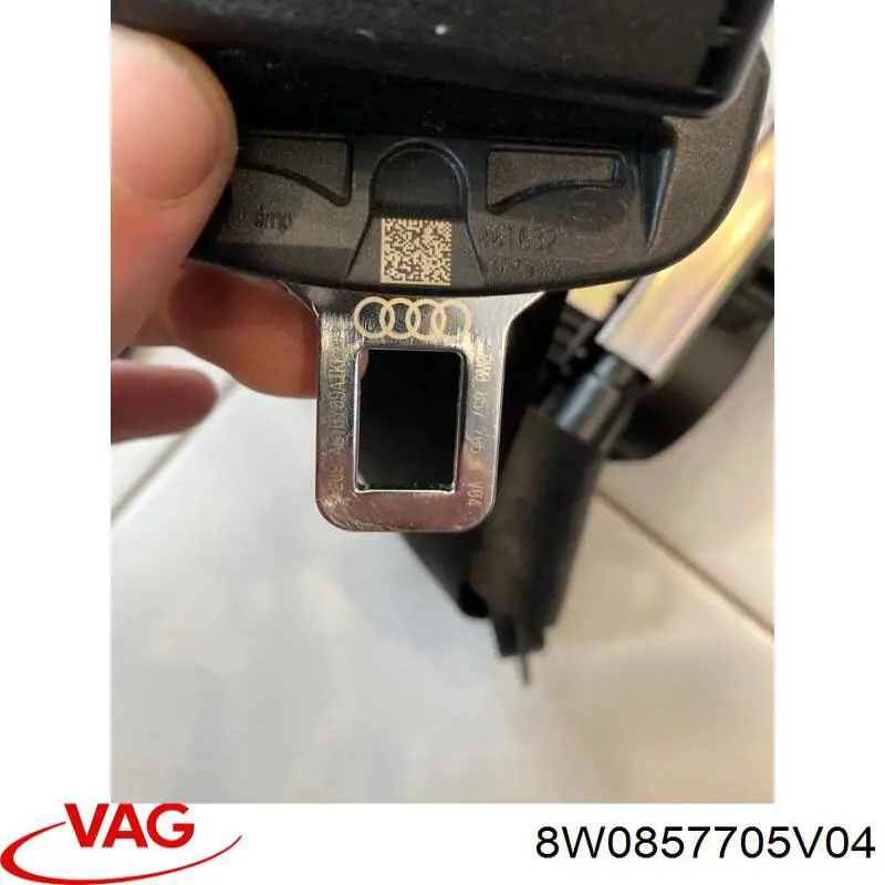Cinturón de seguridad delantero izquierdo VAG 8W0857705V04 precio, desde 293,36 EUR