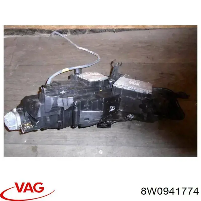 Comprar 8W0941774 VAG Faro derecho