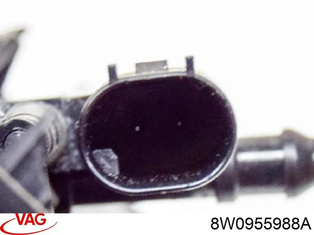 Comprar 8W0955988A VAG Boquilla del lavaparabrisas derecha
