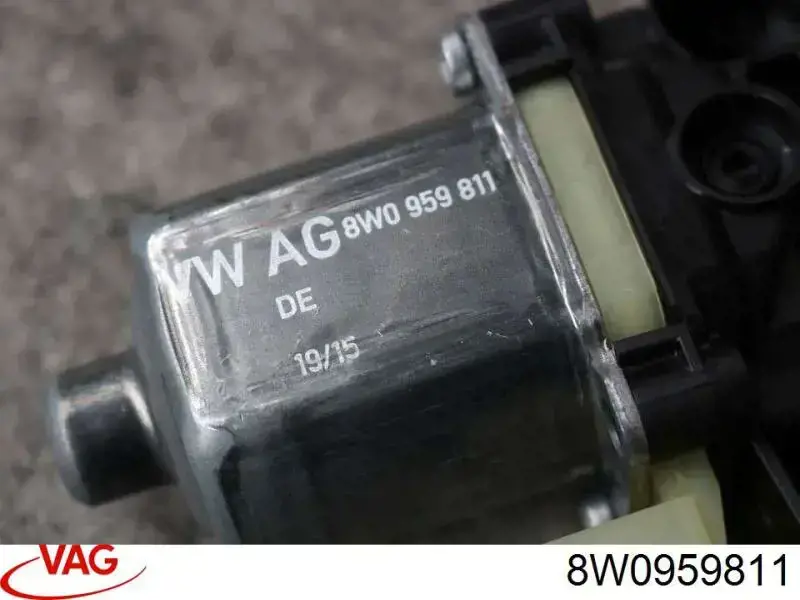 Motor del elevalunas de la puerta trasera izquierda VAG 8W0959811 precio, desde 55,18 EUR