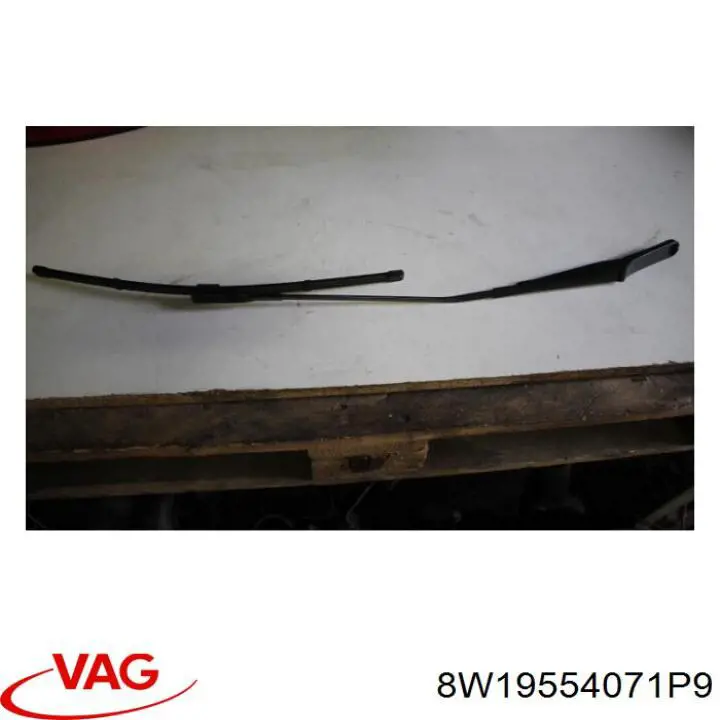 Brazo de limpiaparabrisas VAG 8W19554071P9 precio, desde 46,87 EUR