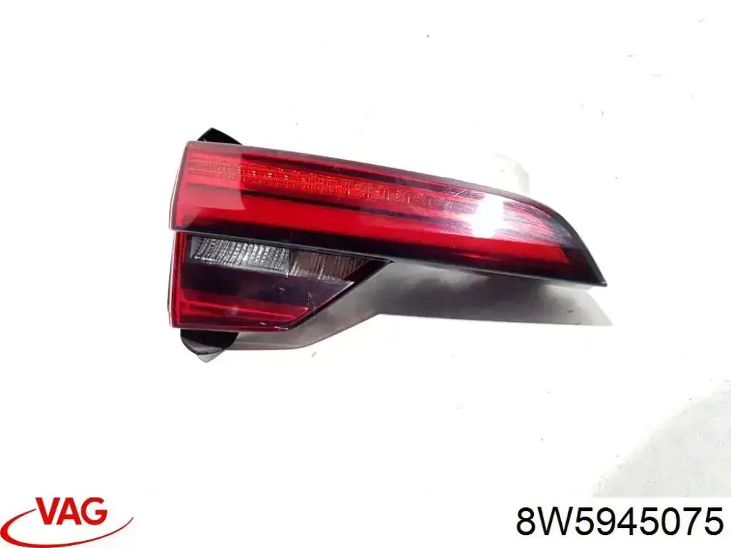 Piloto trasero interior izquierdo VAG 8W5945075 precio, desde 120,52 EUR