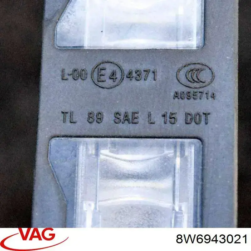 Luces LED de matricula VAG 8W6943021