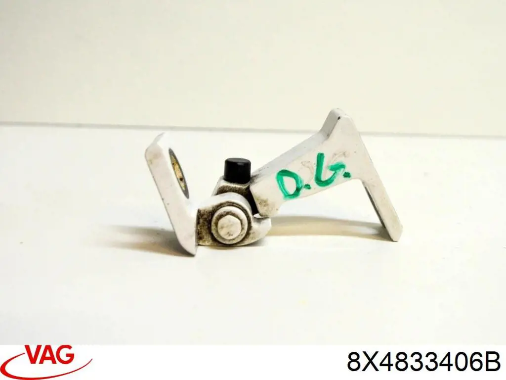 Bisagra de la puerta delantera derecha 8X4833406B VAG