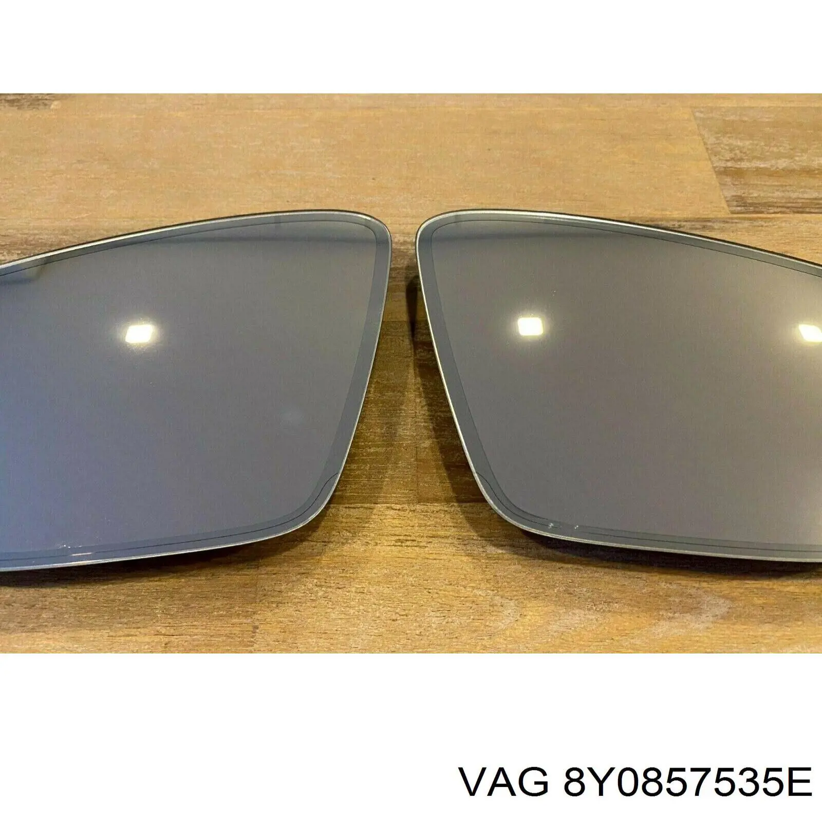  8Y0857535E VAG