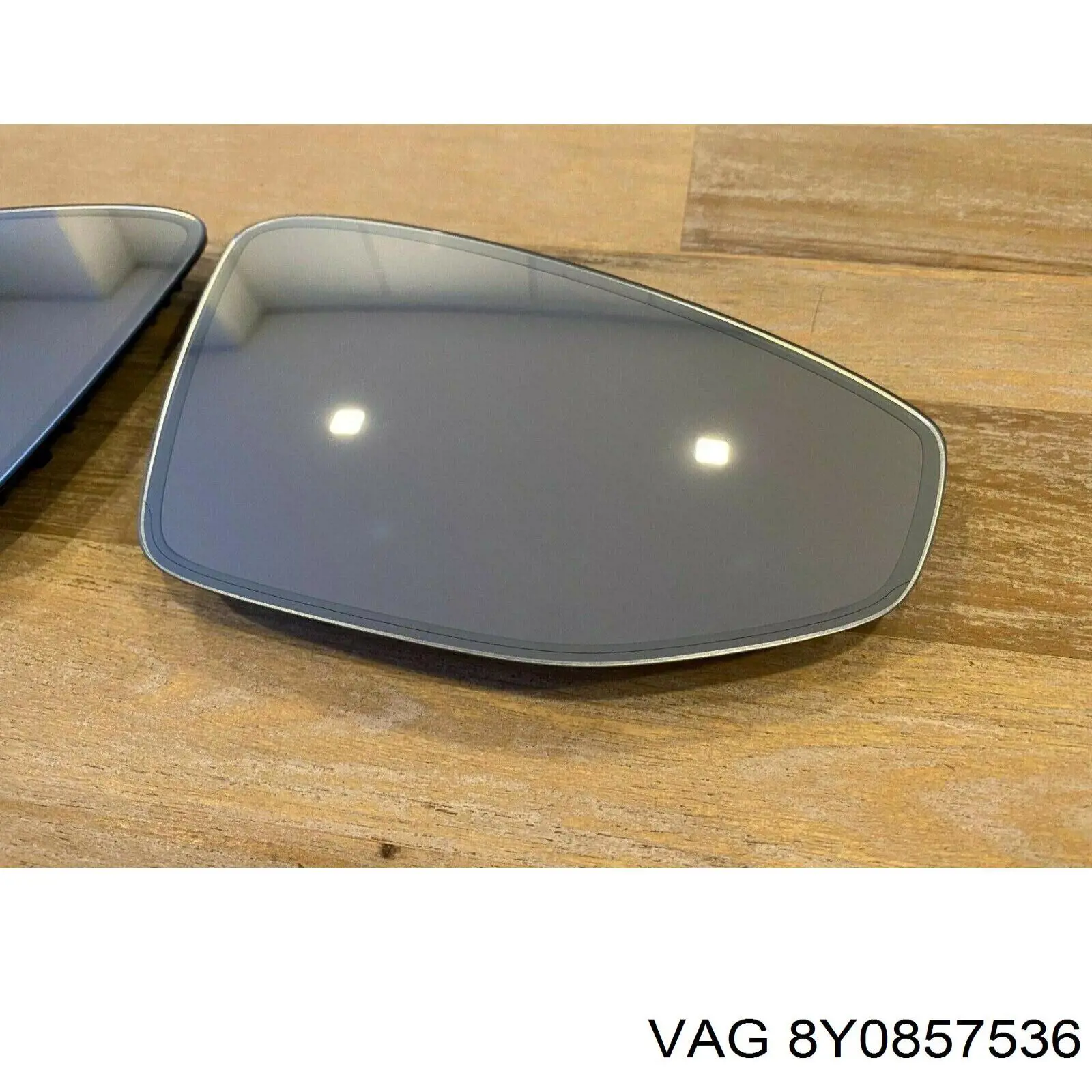 Comprar 8Y1857528GRU VAG Cristal de espejo retrovisor derecho